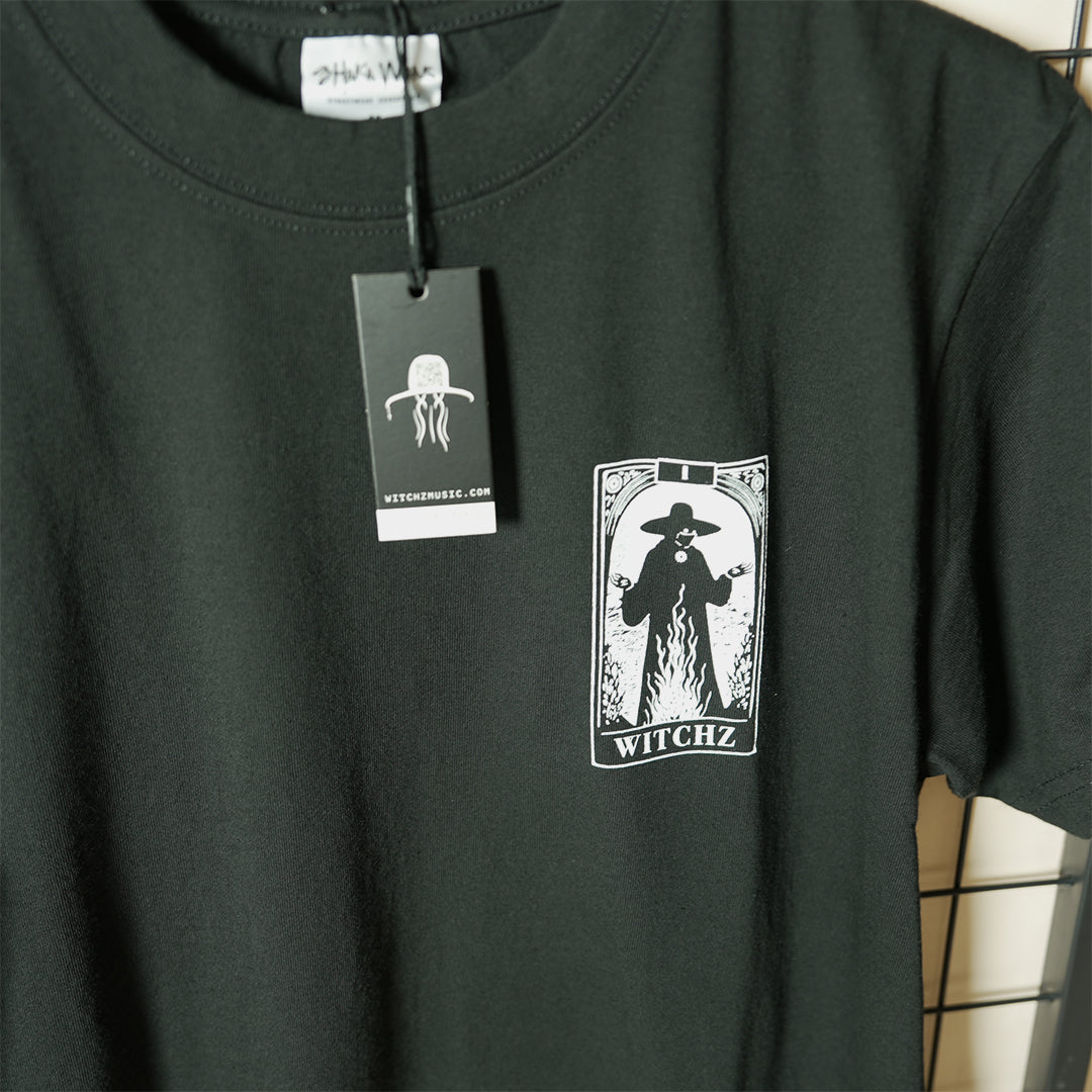THE MAGICIAN (I) Tarot T-shirt